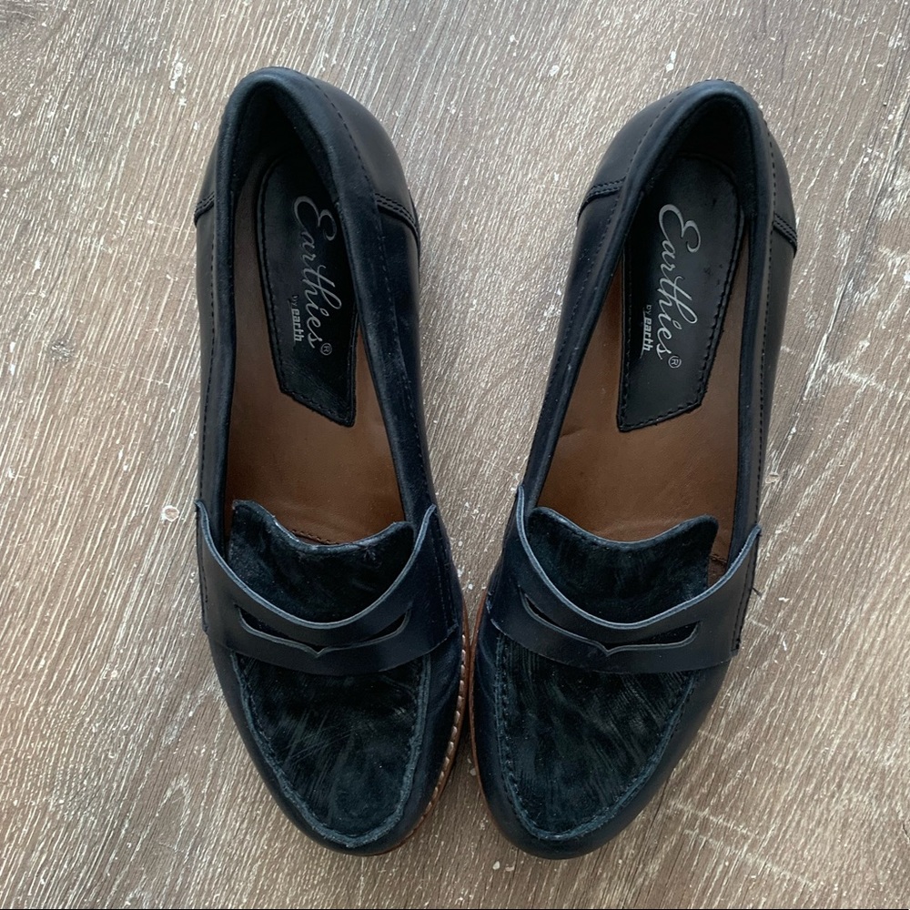 Earthies by Earth black loafers